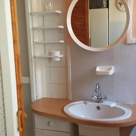 Studio In A House In شقة *